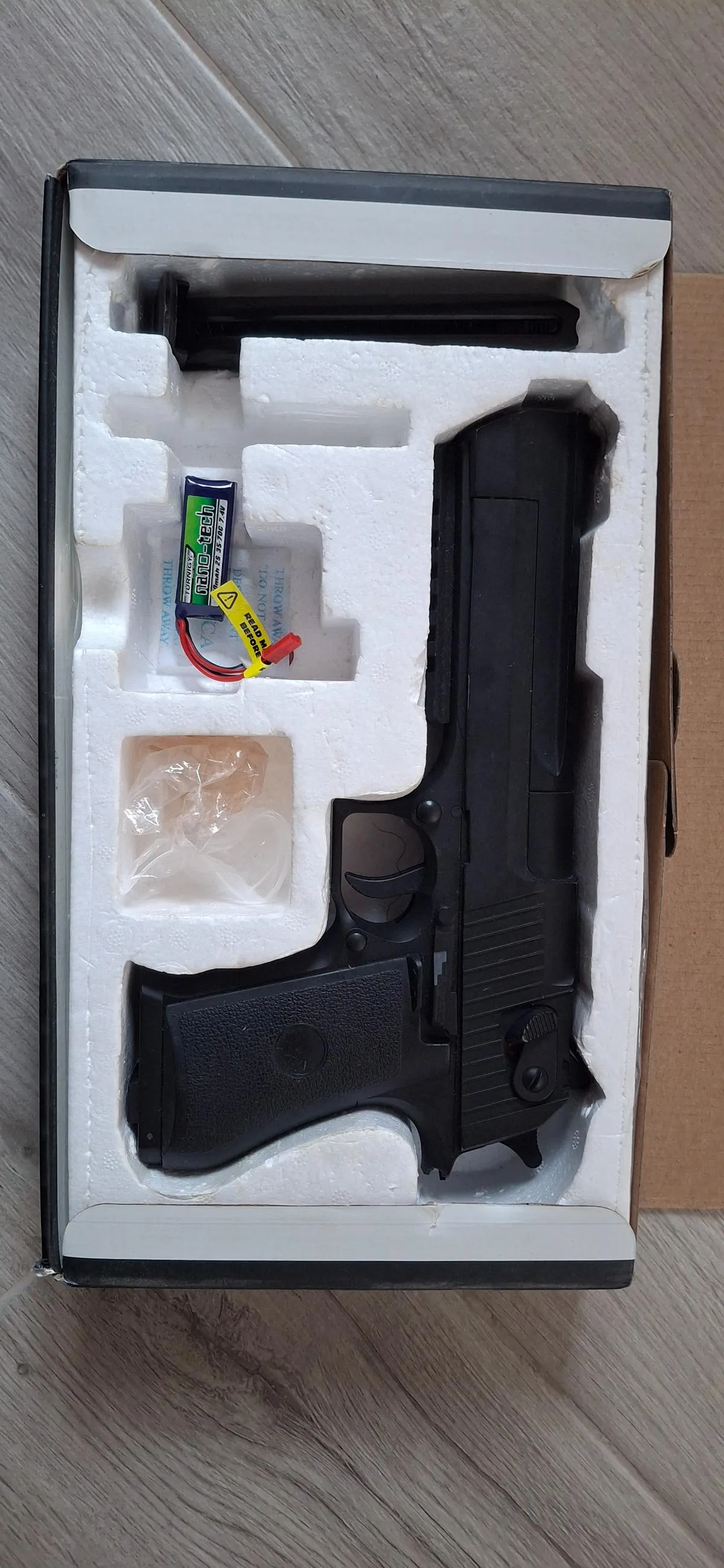 Desert Eagle CM121 Cyma