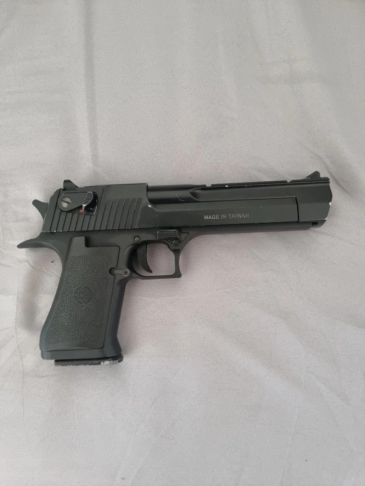 Réplica Desert eagle