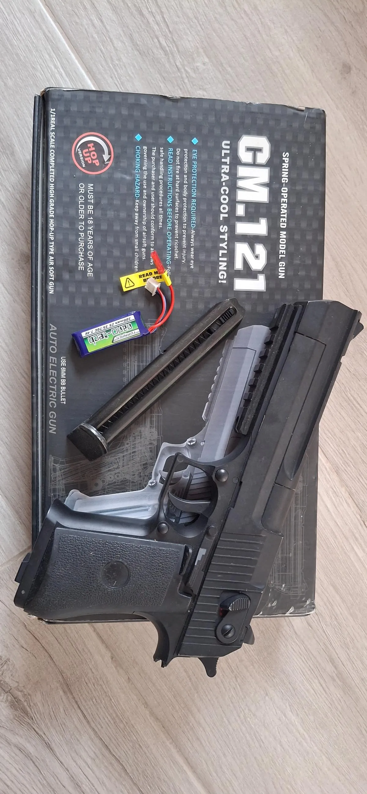 Desert Eagle CM121 Cyma