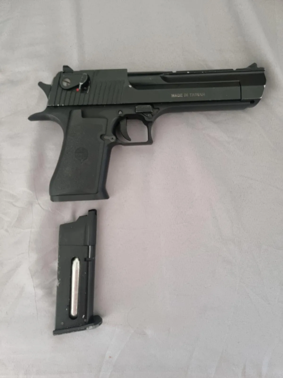 Réplica Desert eagle